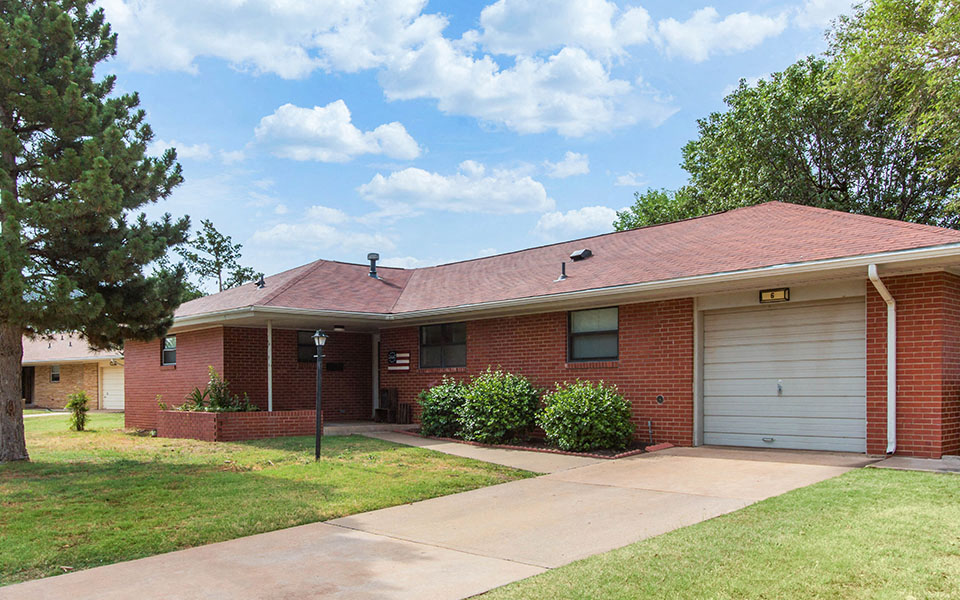 altus air force base housing